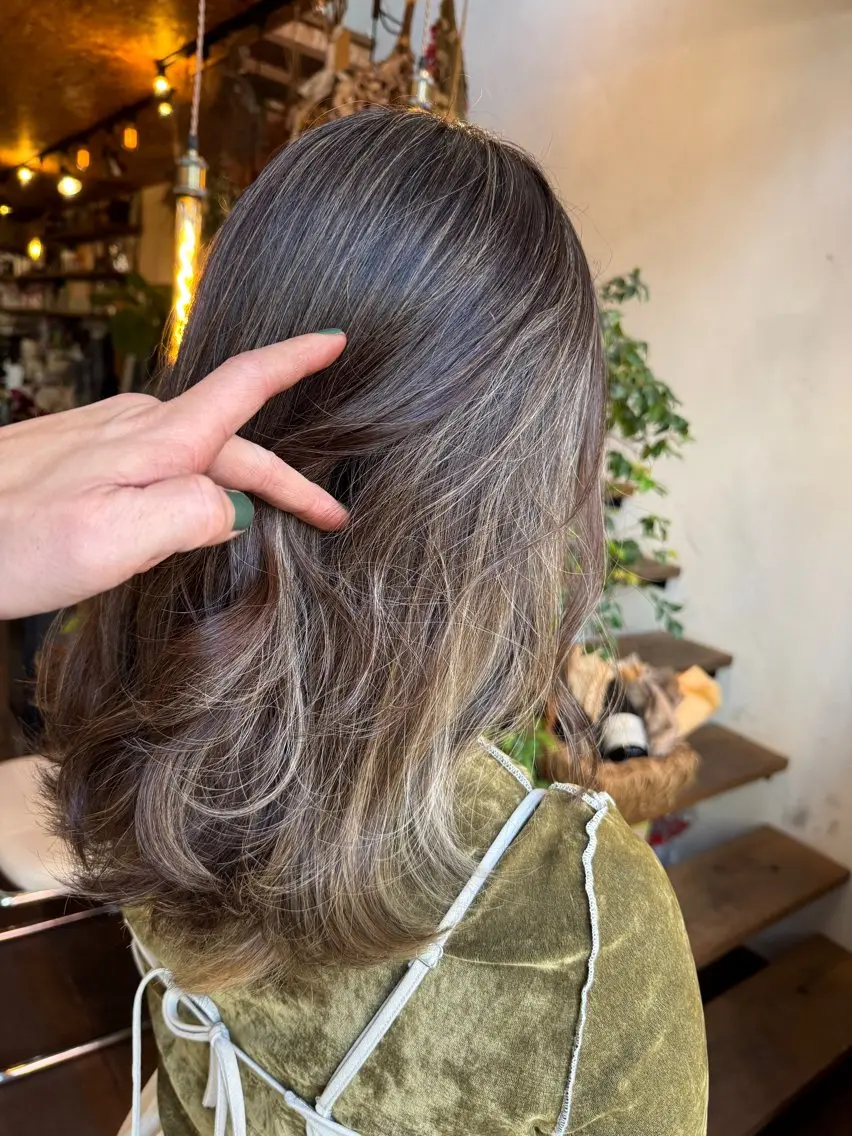 セミロング カット ヘアカラー トリートメント ヘアーサロン アルカンシエルのヘアスタイル