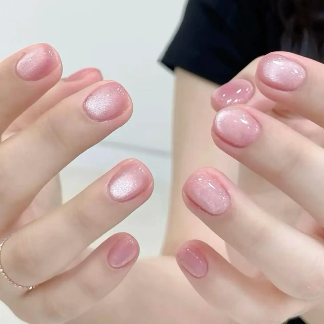 セミロング T&D NailSalonのネイルデザイン