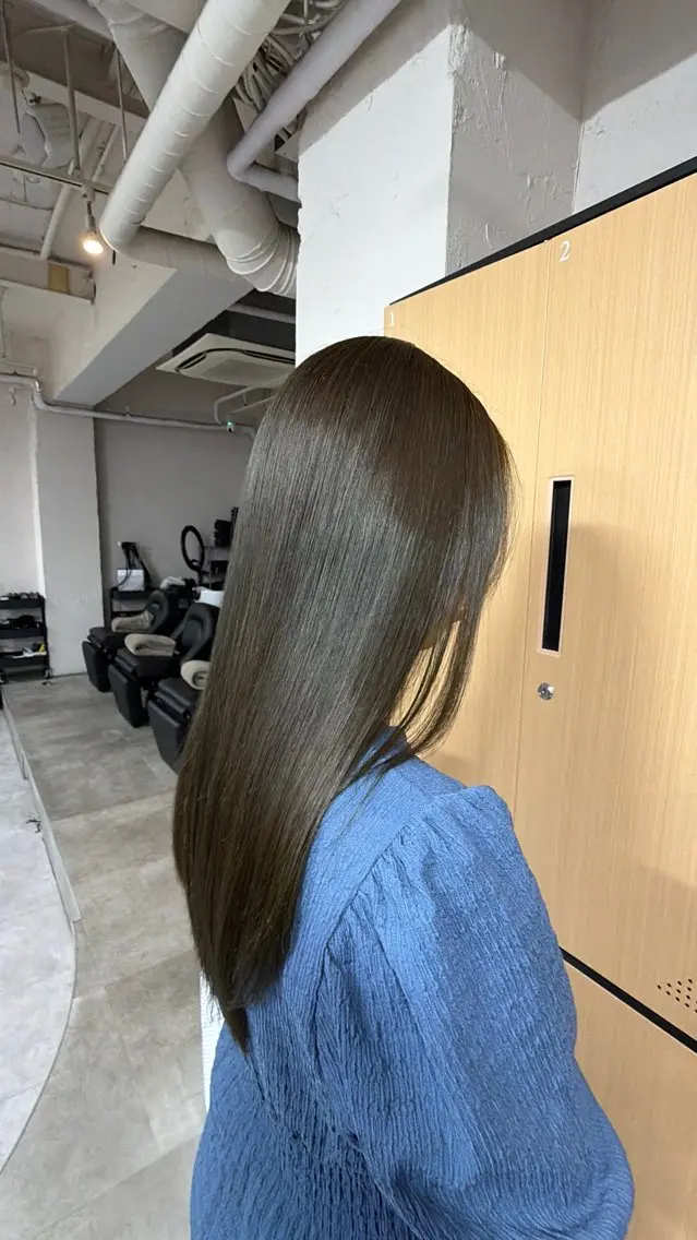 ロング ヘアカラー tokute いしい りえのヘアスタイル