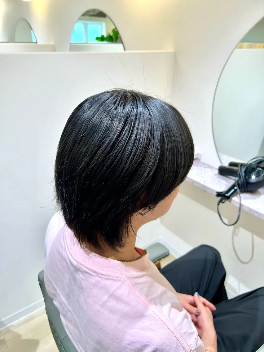ショート カラー 家坂 佑のヘアスタイル