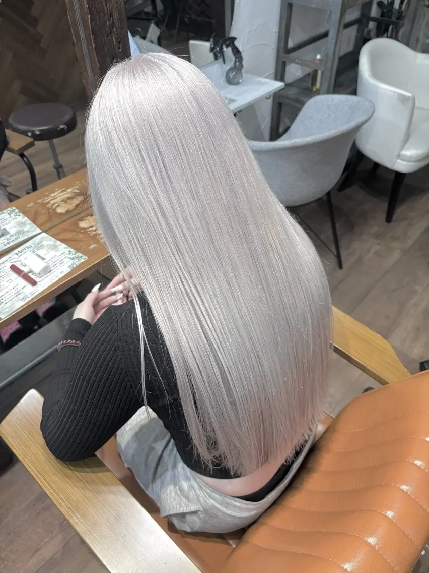 ロング カラー ヘアカラー トリートメント ヘッドスパ 【ハイトーン特化】 🦋森山陽向/大宮のヘアスタイル