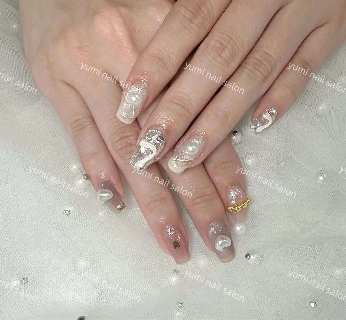ネイル shineジェル& チップ長さだしのネイルデザイン