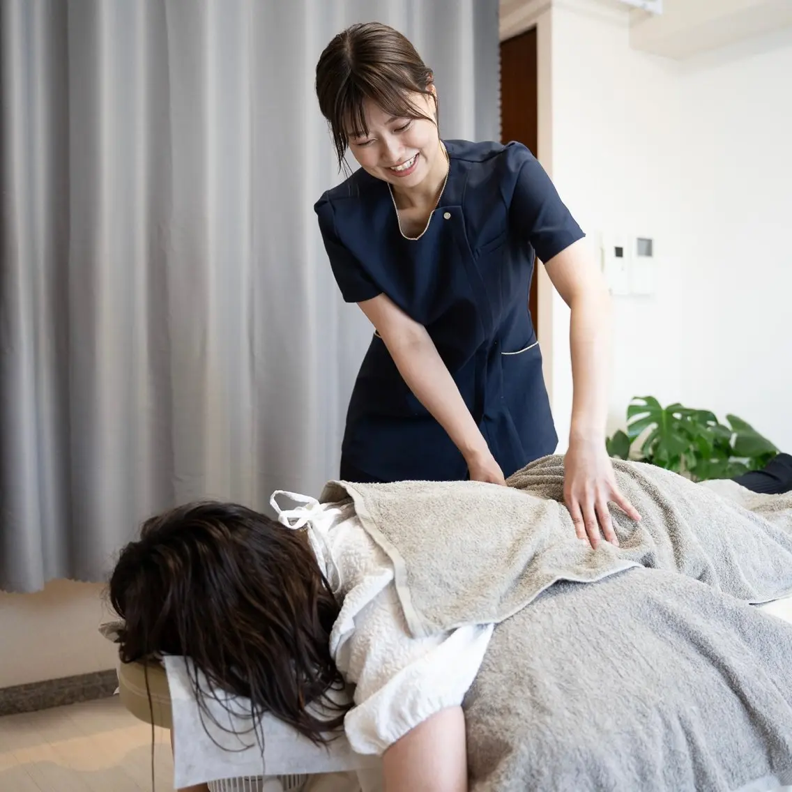 辛い肩•首•腰コリに効かせる！指圧整体マッサージ👍強押し可能💆‍♀️の写真