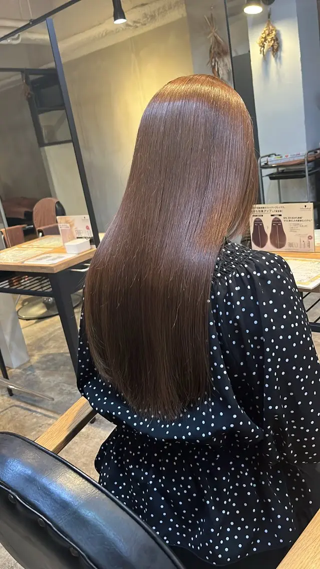 ロング HINATA / La fith河原町のヘアスタイル
