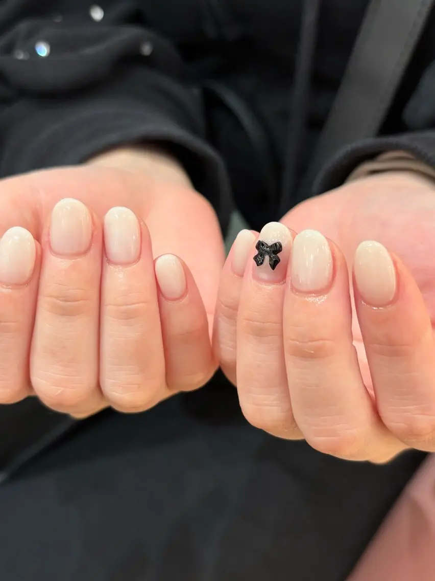 ショート ハンドネイル Clala Ayumiのネイルデザイン