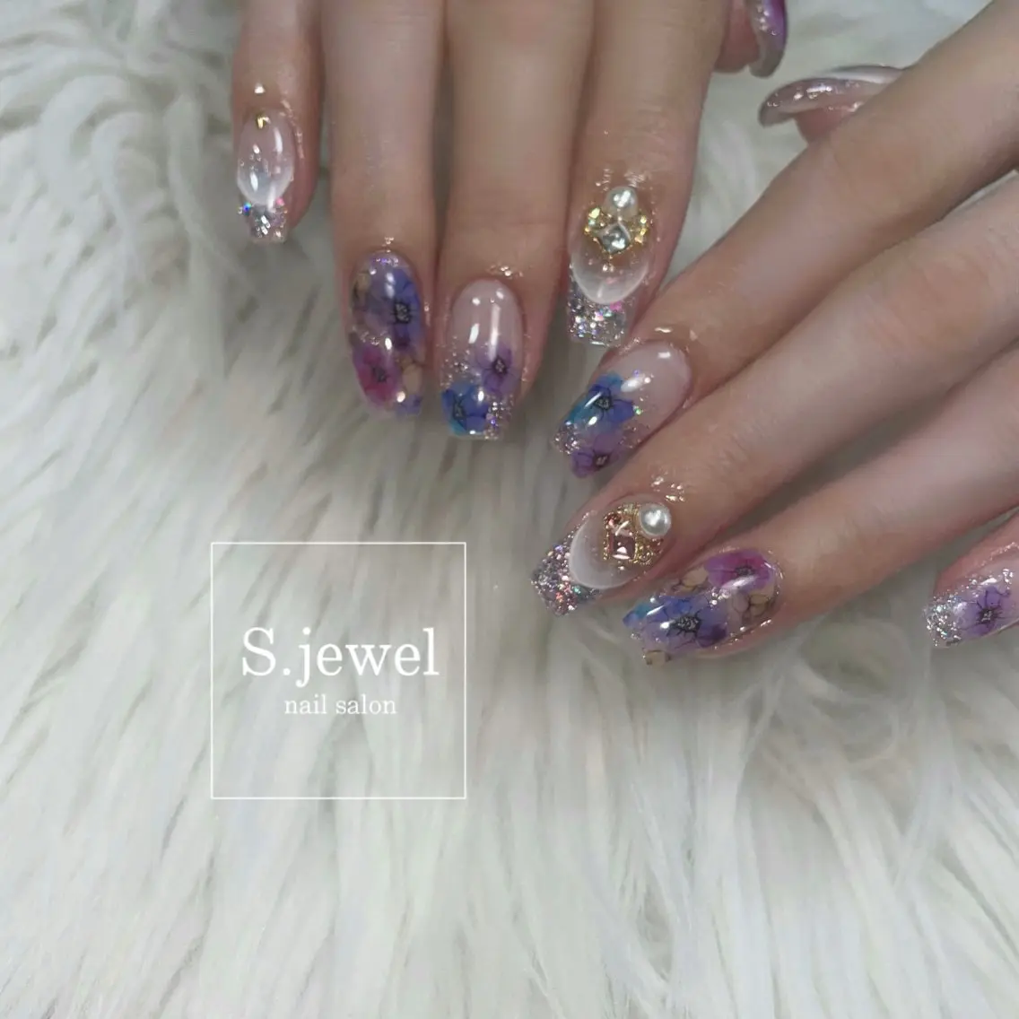 ネイル S. JEWELのネイルデザイン