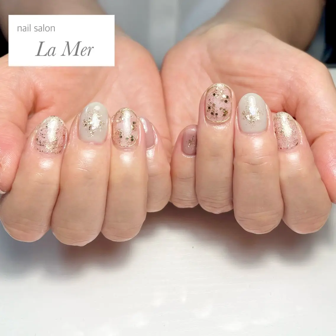 ネイル クリアネイル ゴールド ラメ(グリッター) ミラーネイル オフィスネイル ハンドネイル nailsalon La Merのネイルデザイン