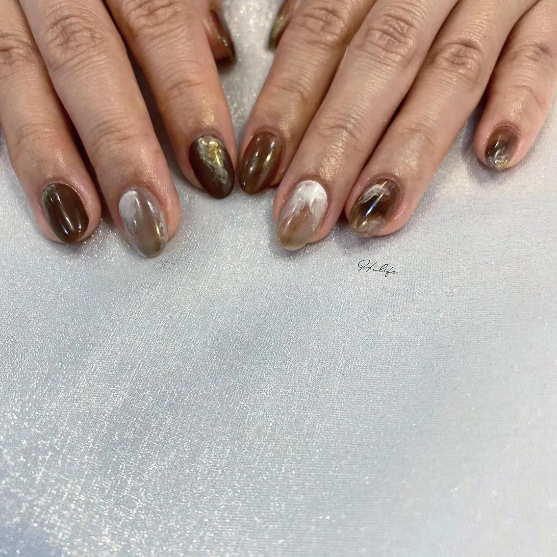 ネイル ブラウン ネイルチップ ハンドネイル Nail Adore.のネイルデザイン