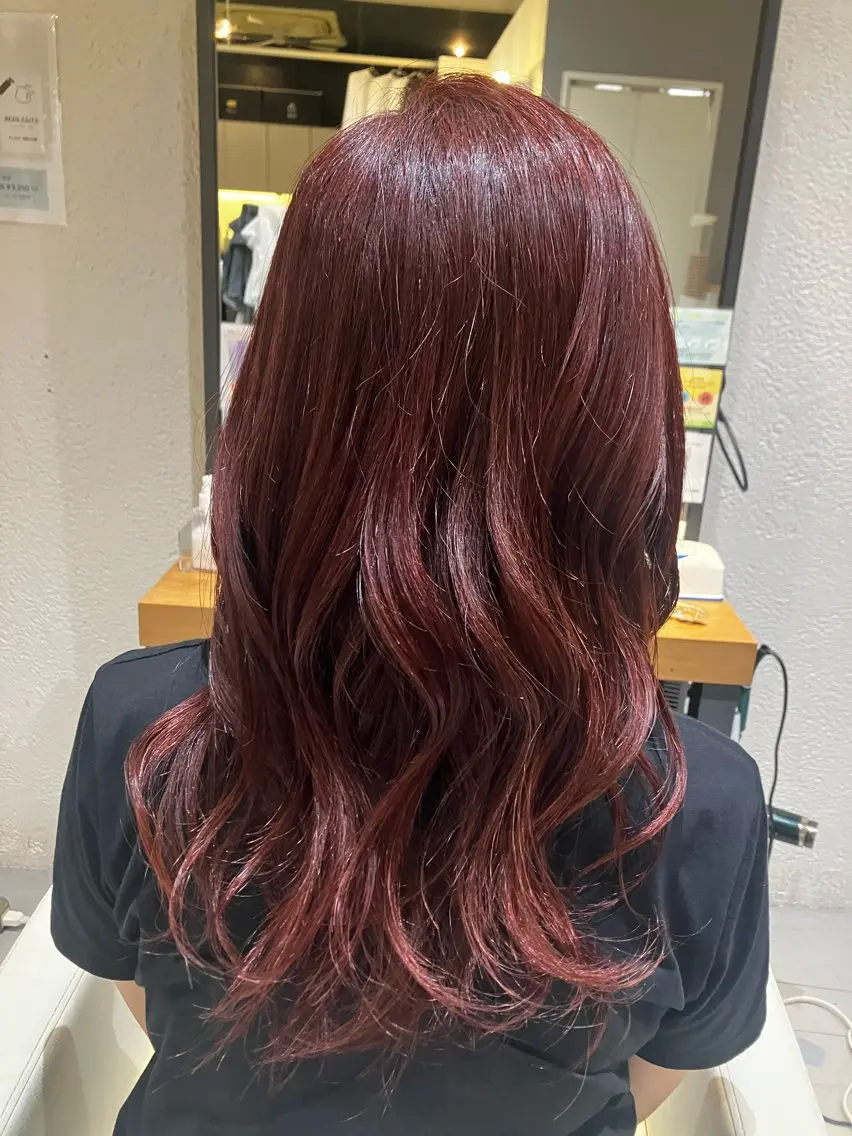 カラー 艶ストレート 口石 ひかるのヘアスタイル