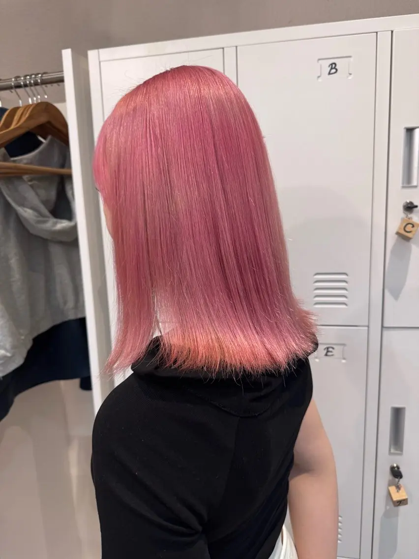 ロング カラー ブリーチ ダブルカラー ハイトーンカラー ピンクカラー レッドカラー 縮毛矯正/ショート なーな🎀🤍のヘアスタイル