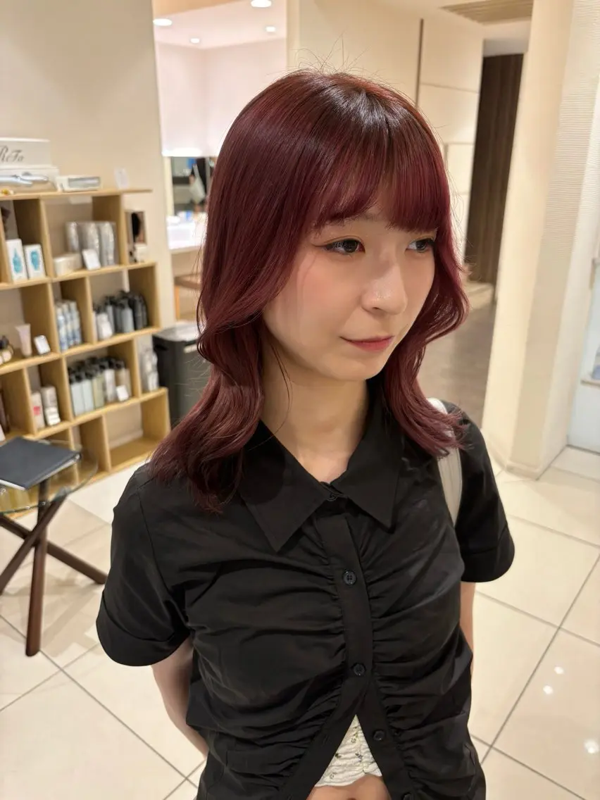 セミロング 韓国レイヤー🪽 耳ツボジュエリーのヘアスタイル