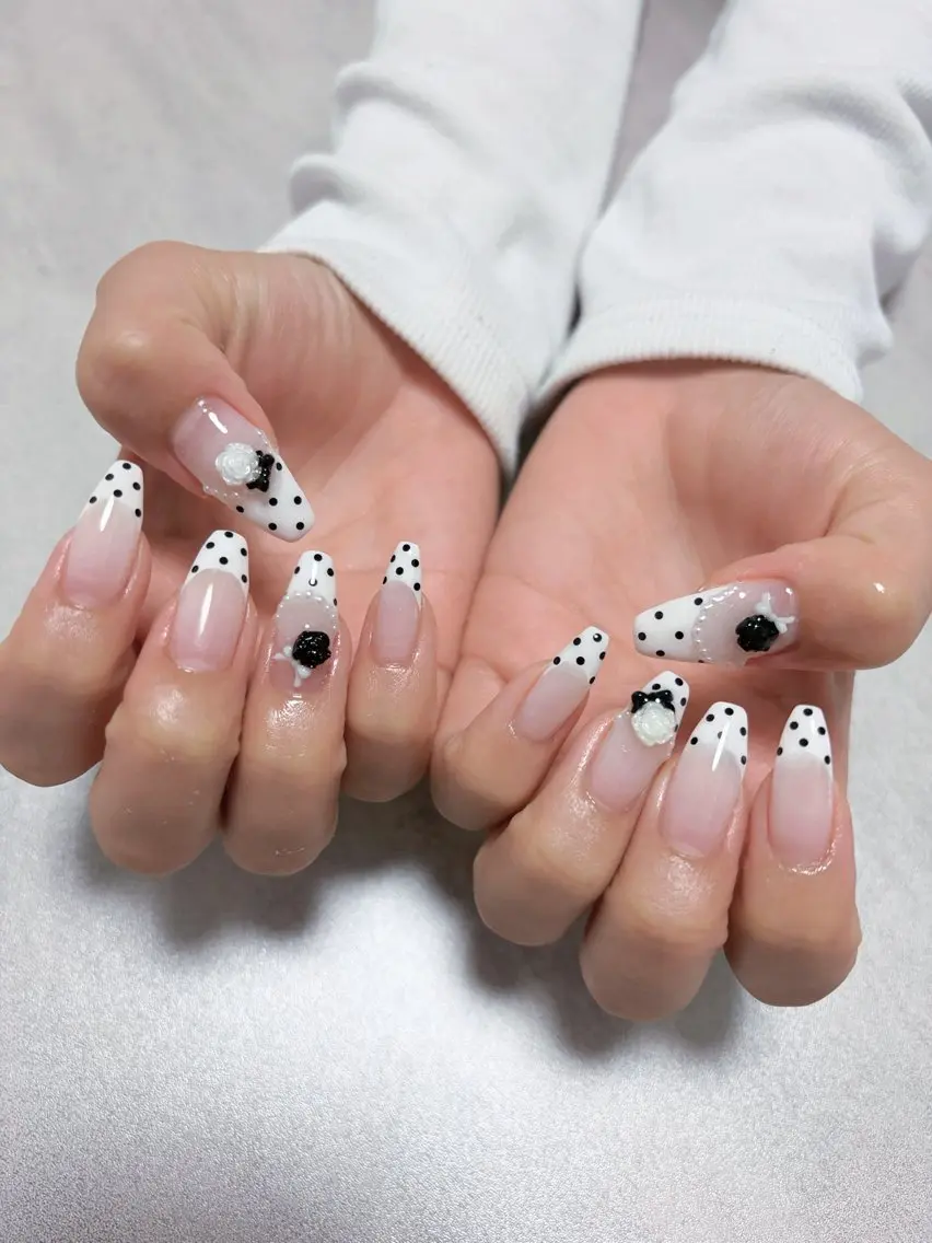 ネイル ハンドネイル nail salon hoLLyhockのネイルデザイン