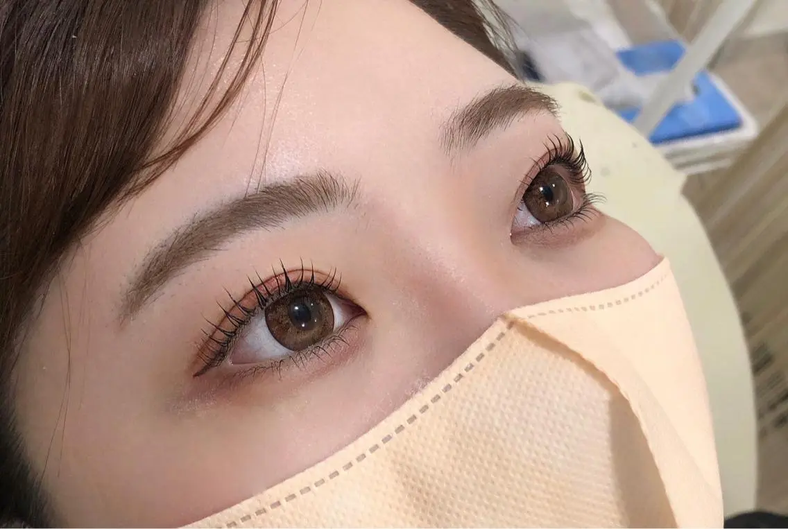 ネイル マツエク・マツパ アイブロウ 韓国風マツエク パリジェンヌラッシュリフト まつげパーマ ワンホンマツエク 長さ出し ハンドネイル フットネイル ハンドケア Nail&eye Belire 新宿のネイルデザイン