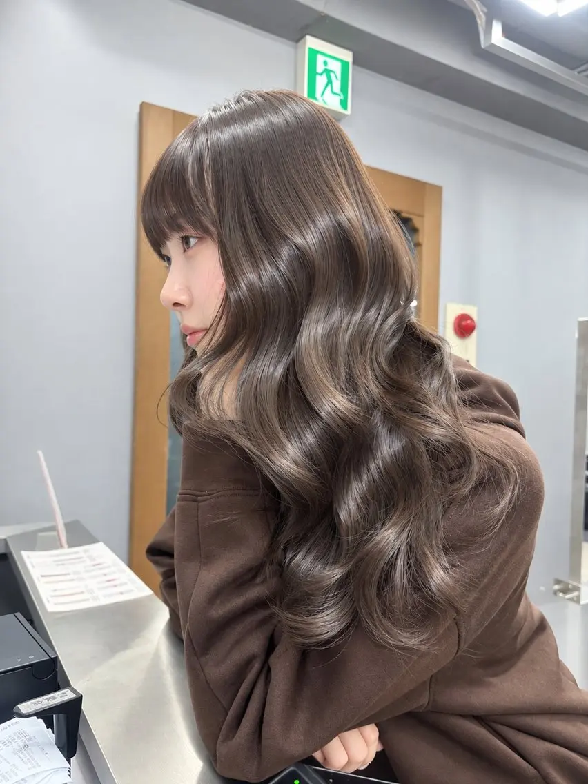 ロング カラー グレージュ 🎀トレンドヘア🎀 MIKUのヘアスタイル