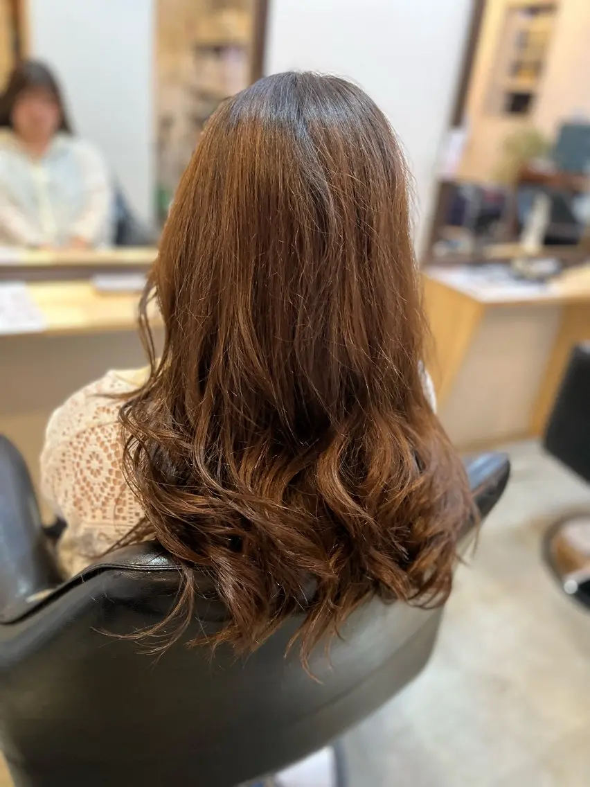 ロング 顔周りカット レイヤーカット 山口 晃也のヘアスタイル