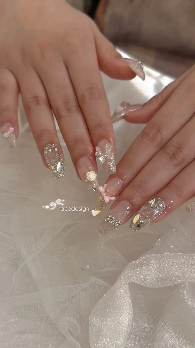 ネイル ハンドネイル sara : salon ELVIのネイルデザイン