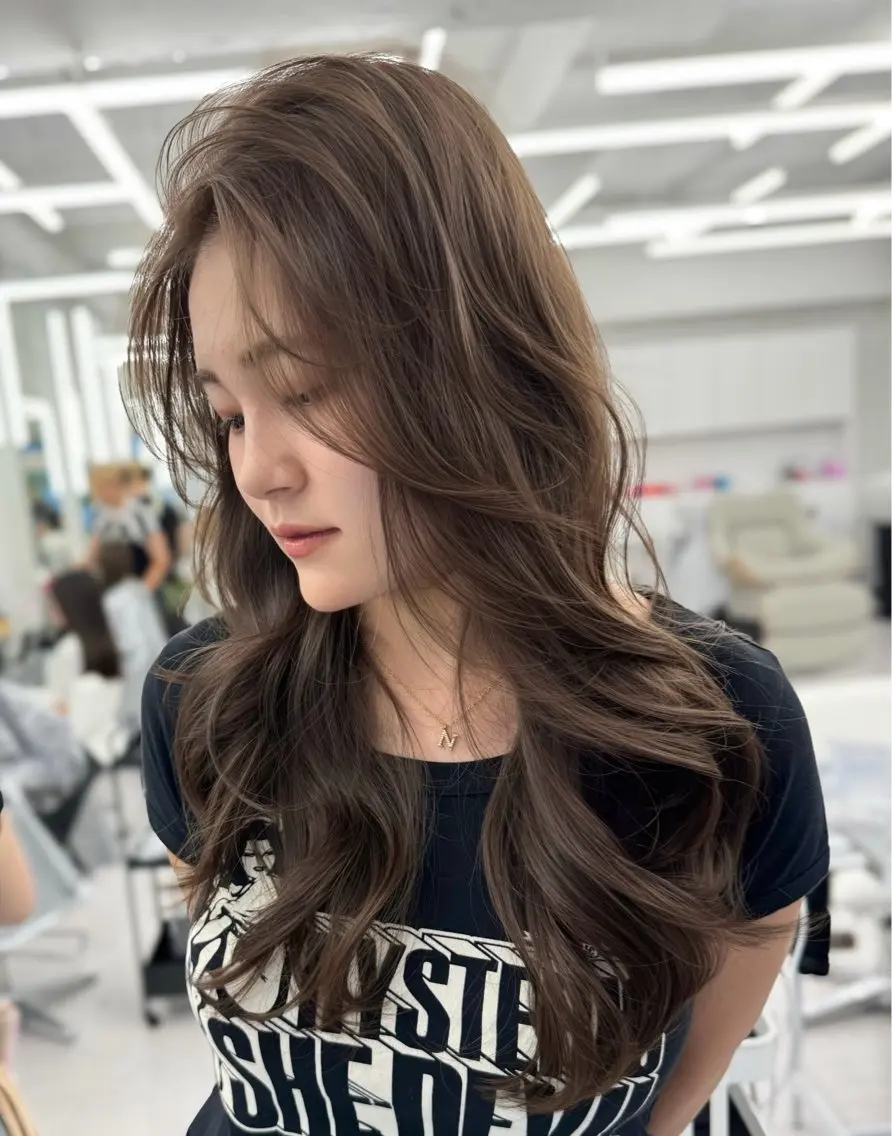 ロング カラー カット ヘアカラー トリートメント 顔まわりの神様✨ 透明感カラー藤嶋秀幸のヘアスタイル