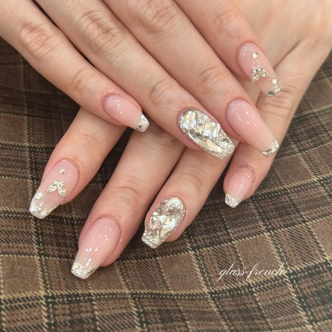 ネイル ハンドネイル UnFLAIR 麻布十番店🧸NAOのネイルデザイン