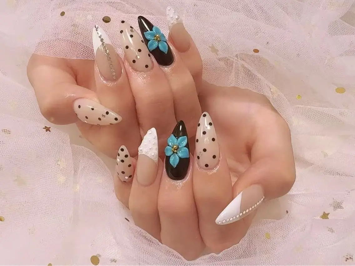 ネイル ジョリ kasumi🌹💅のネイルデザイン