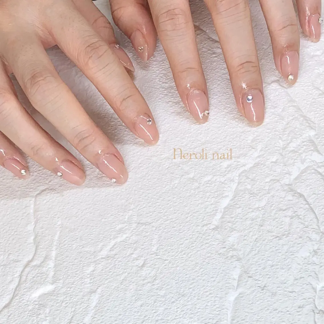 ミディアム ネイル Neroli nailのネイルデザイン