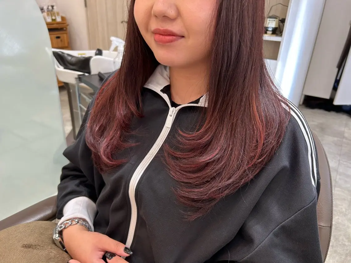 ロング カラー ピンクカラー 顔まわりレイヤー レイヤーカット Chou kahoのヘアスタイル