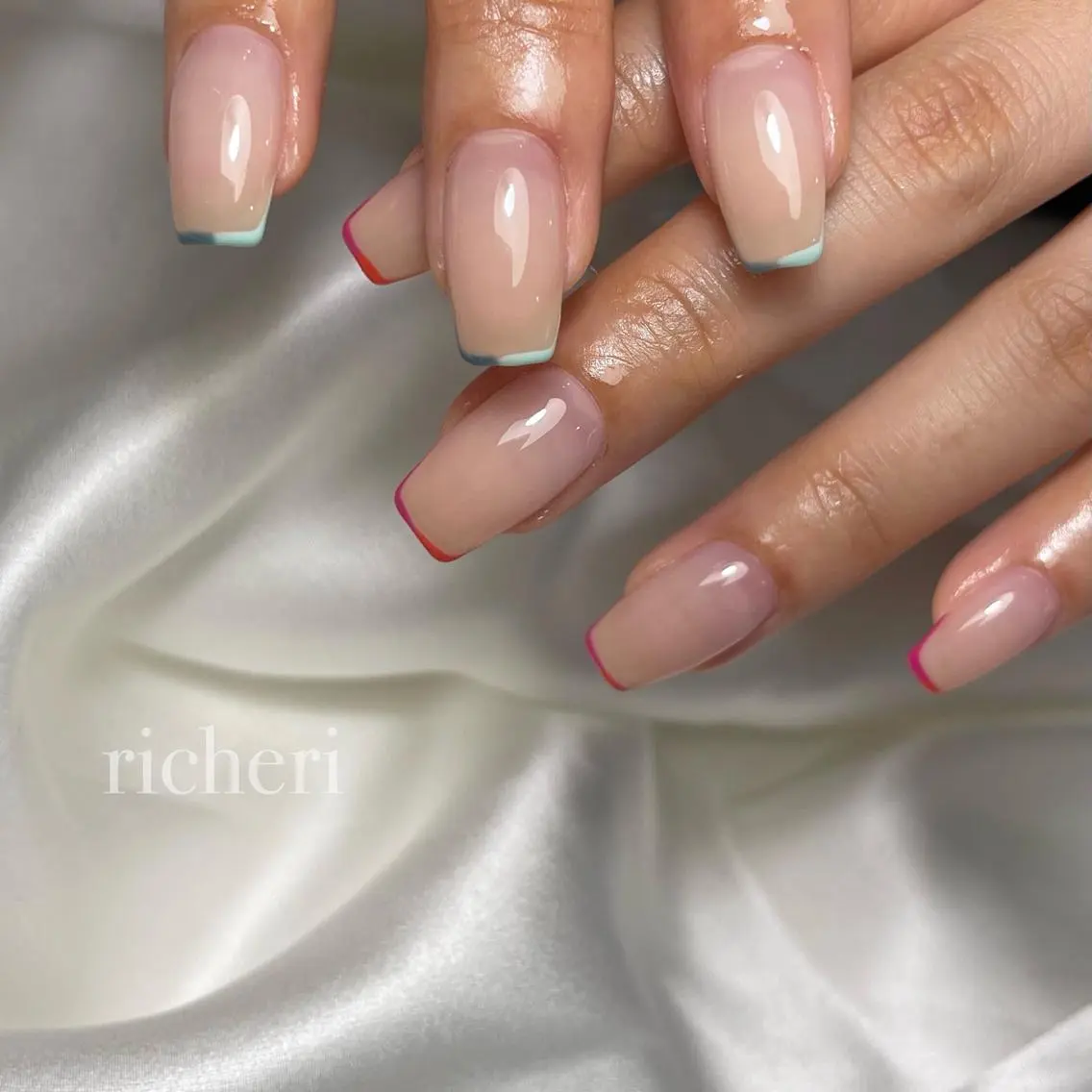 ミディアム ネイル ハンドネイル richeri beautyのエステ・リラクイメージ