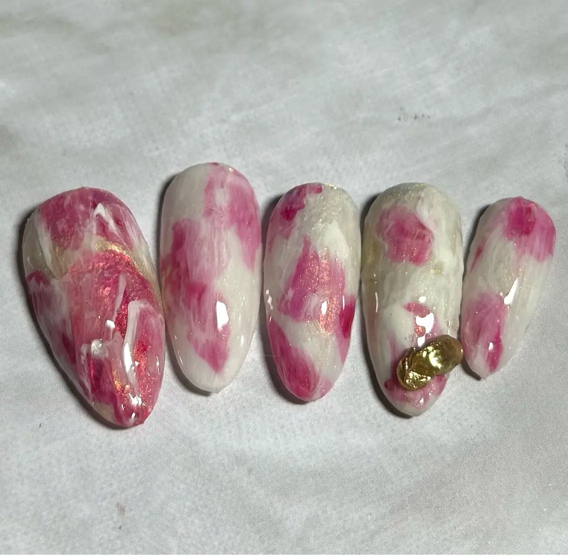 ショート 2DY NAIL SALONのネイルデザイン