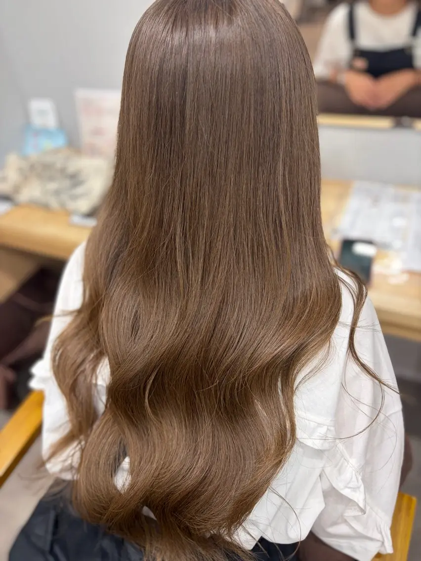 ロング カット ヘアカラー トリートメント Sloth 🦥 MARINAのヘアスタイル