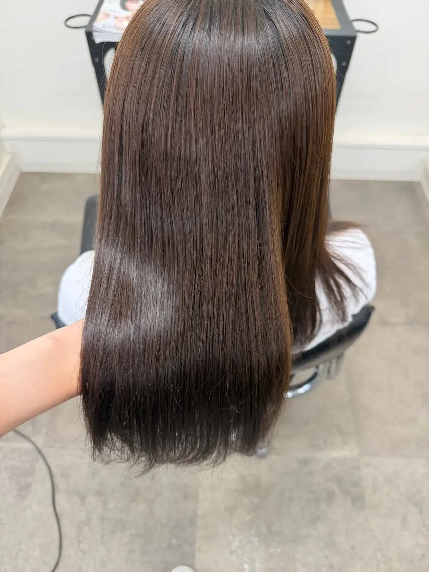 ロング 縮毛矯正 近藤 愛理のヘアスタイル