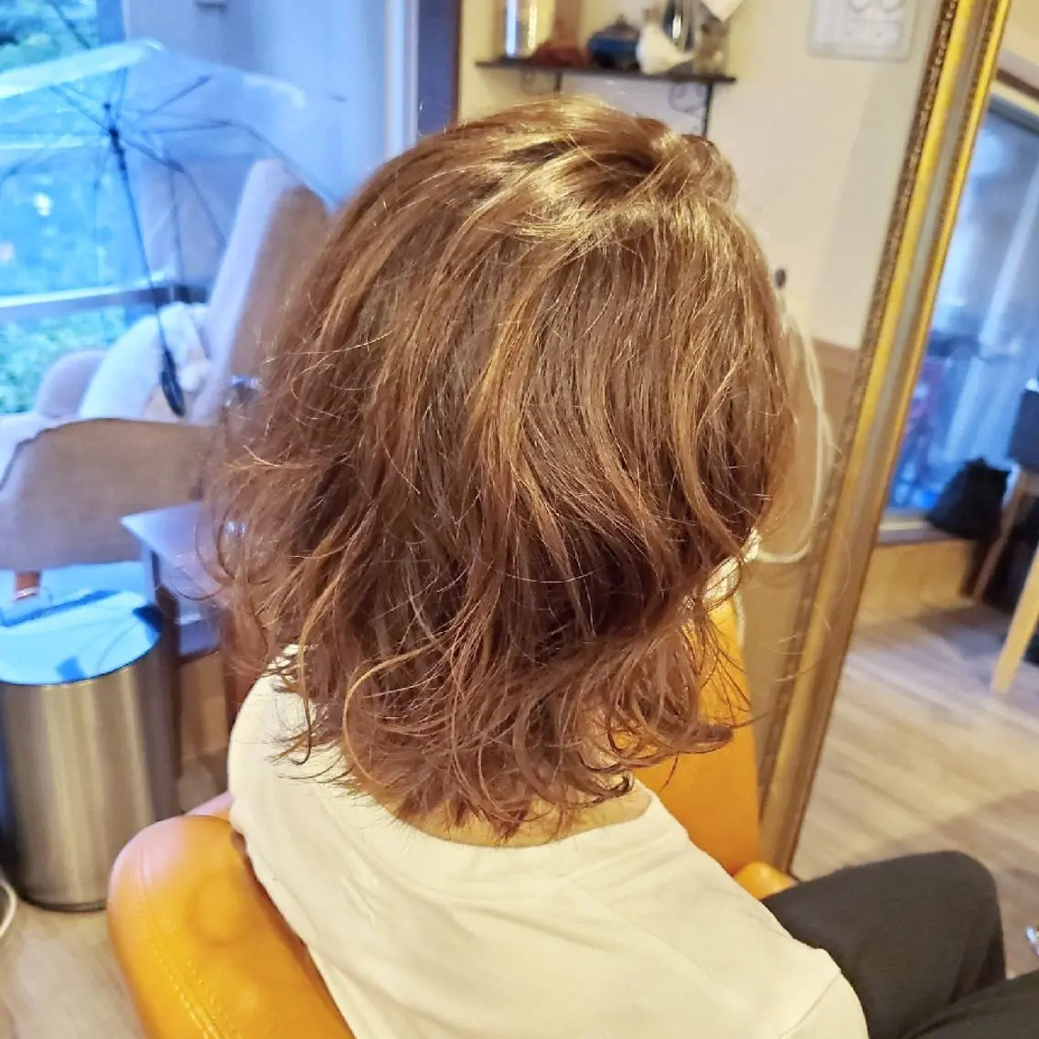 ミディアム パーマ ミディアムパーマ 外国人風カラー トリートメント 酸熱トリートメント カット パーマ spa hair ark 富井直美のヘアスタイル