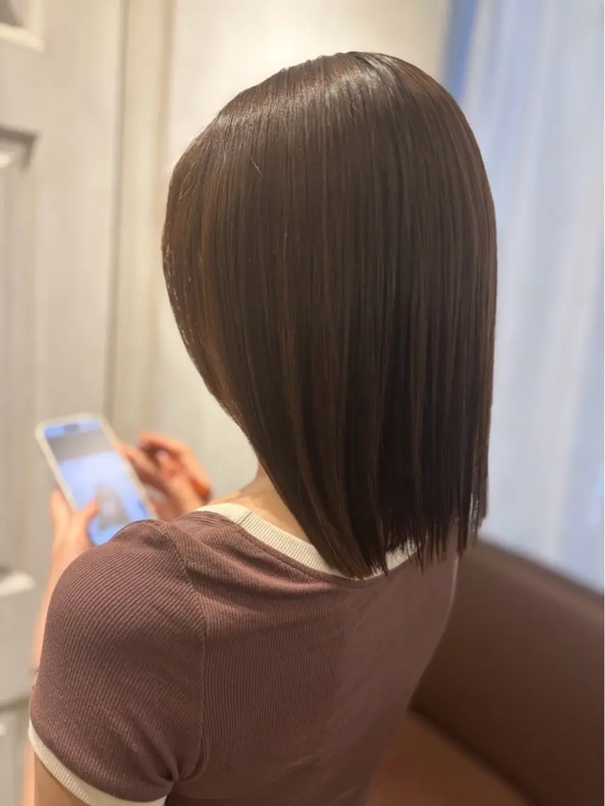 ミディアム 縮毛矯正 トリートメント 透明感カラー💜 モテ髪 空陽💙のヘアスタイル