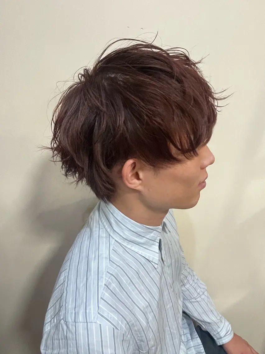 ショート カラー メンズ メンズブリーチ ブリーチ カシス ブリーチなしカラー ピンクカラー 浅岡 昭汰のヘアスタイル