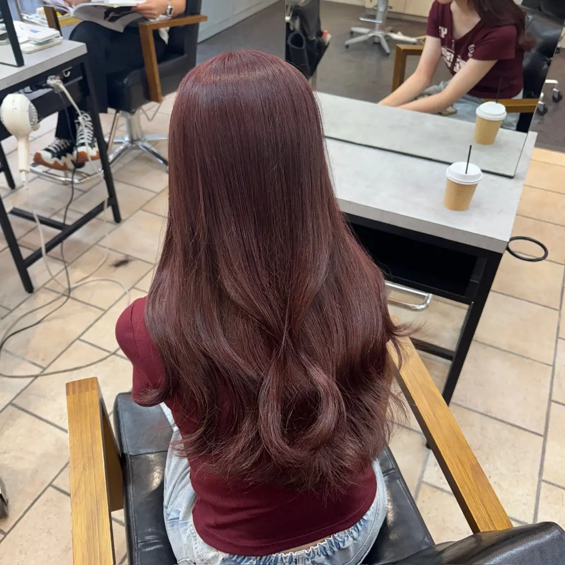 ロング ヘアカラー 中山 ちかのヘアスタイル