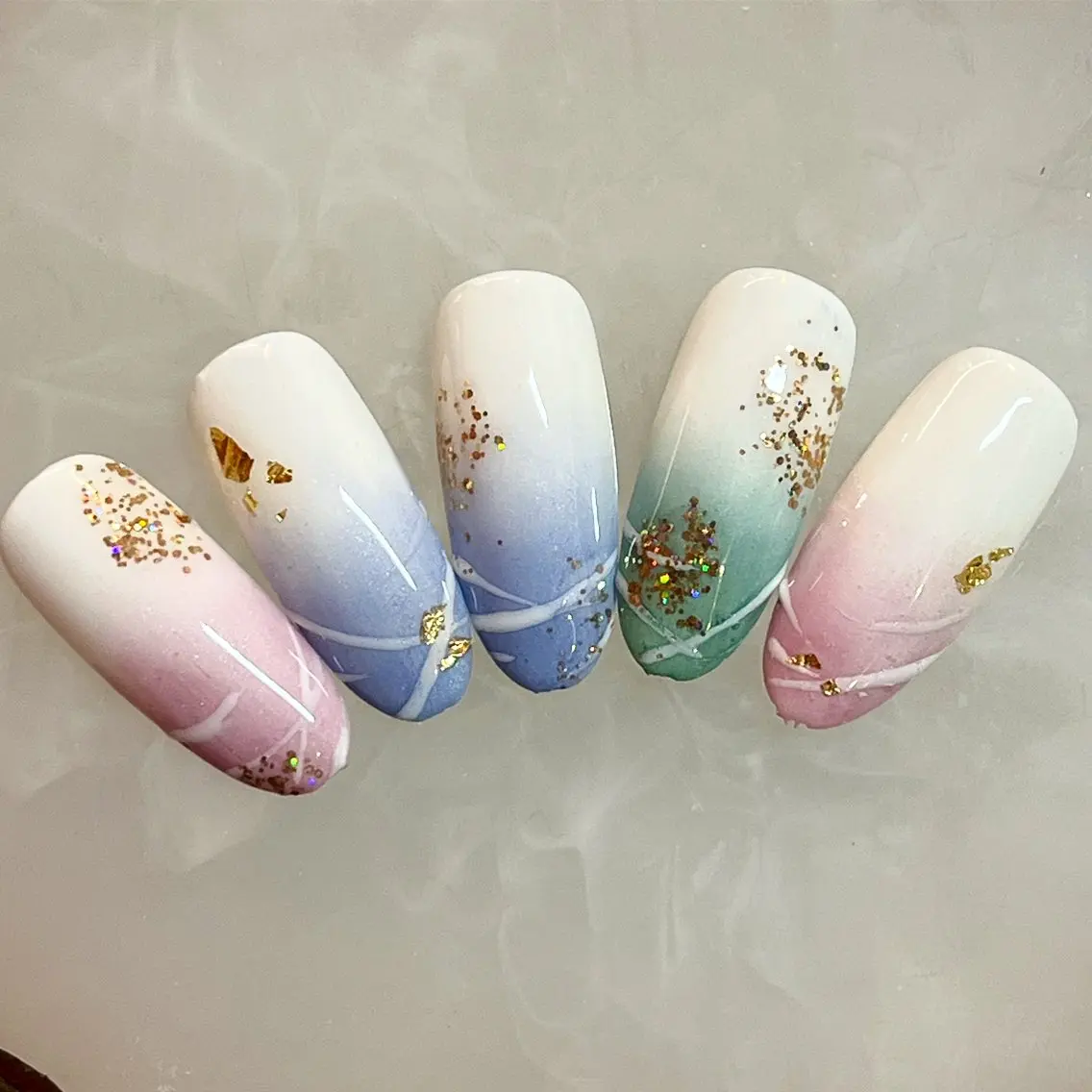 ネイル グラデーション ワンカラーネイル 持ち込みデザイン得意 ／長さだし可✨RUIのネイルデザイン