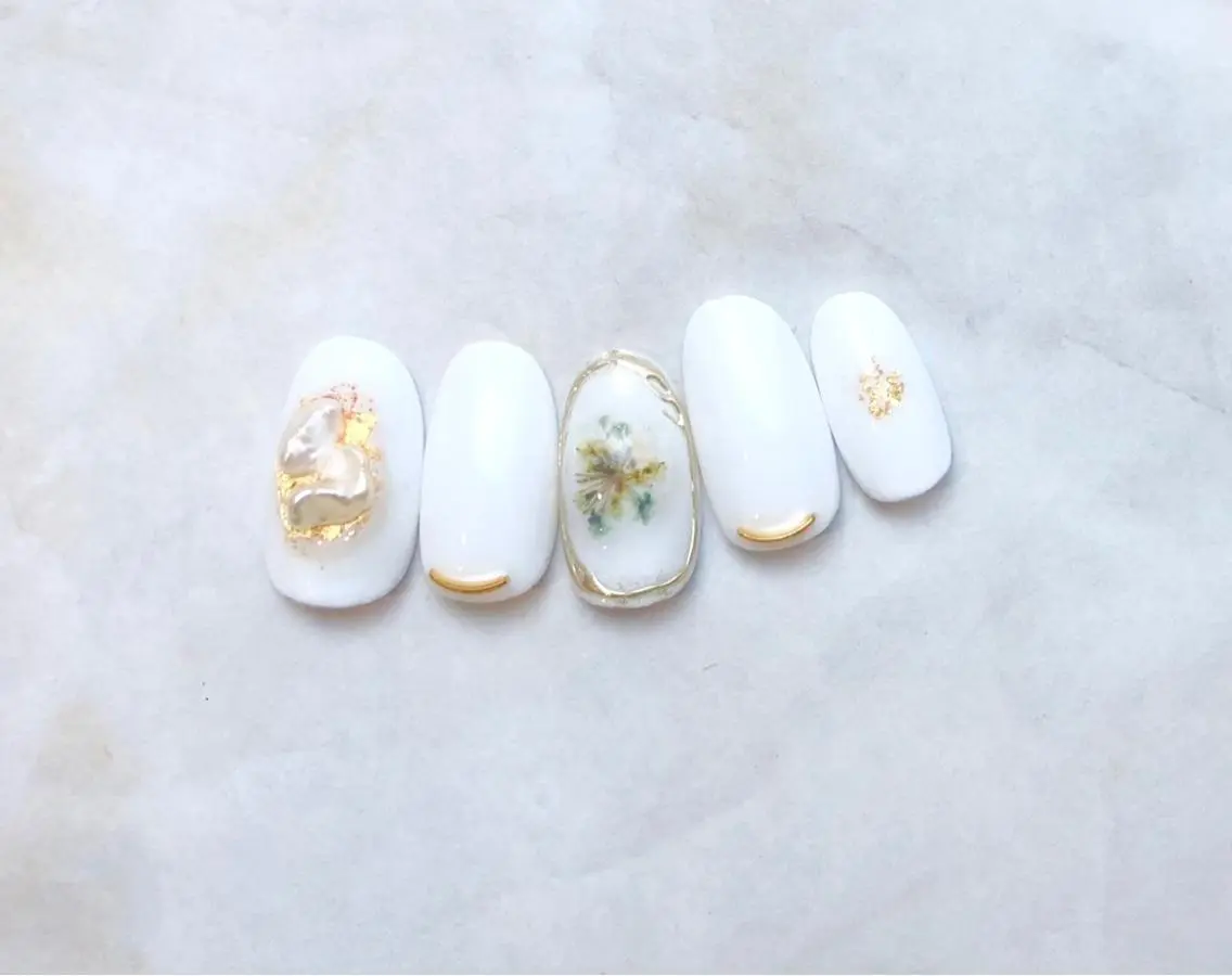 ネイル 長さ出し ジェルネイル 韓国ネイル 持ち込み パラジェル ハンドネイル Nail&eye Belire 新宿のネイルデザイン