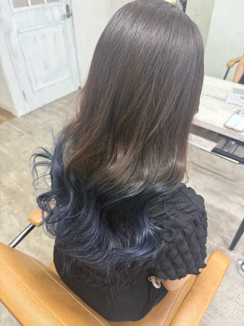 ロング カット ヘアカラー トリートメント SAIKA🤍ミルク ティー/ピンクカラーのヘアスタイル
