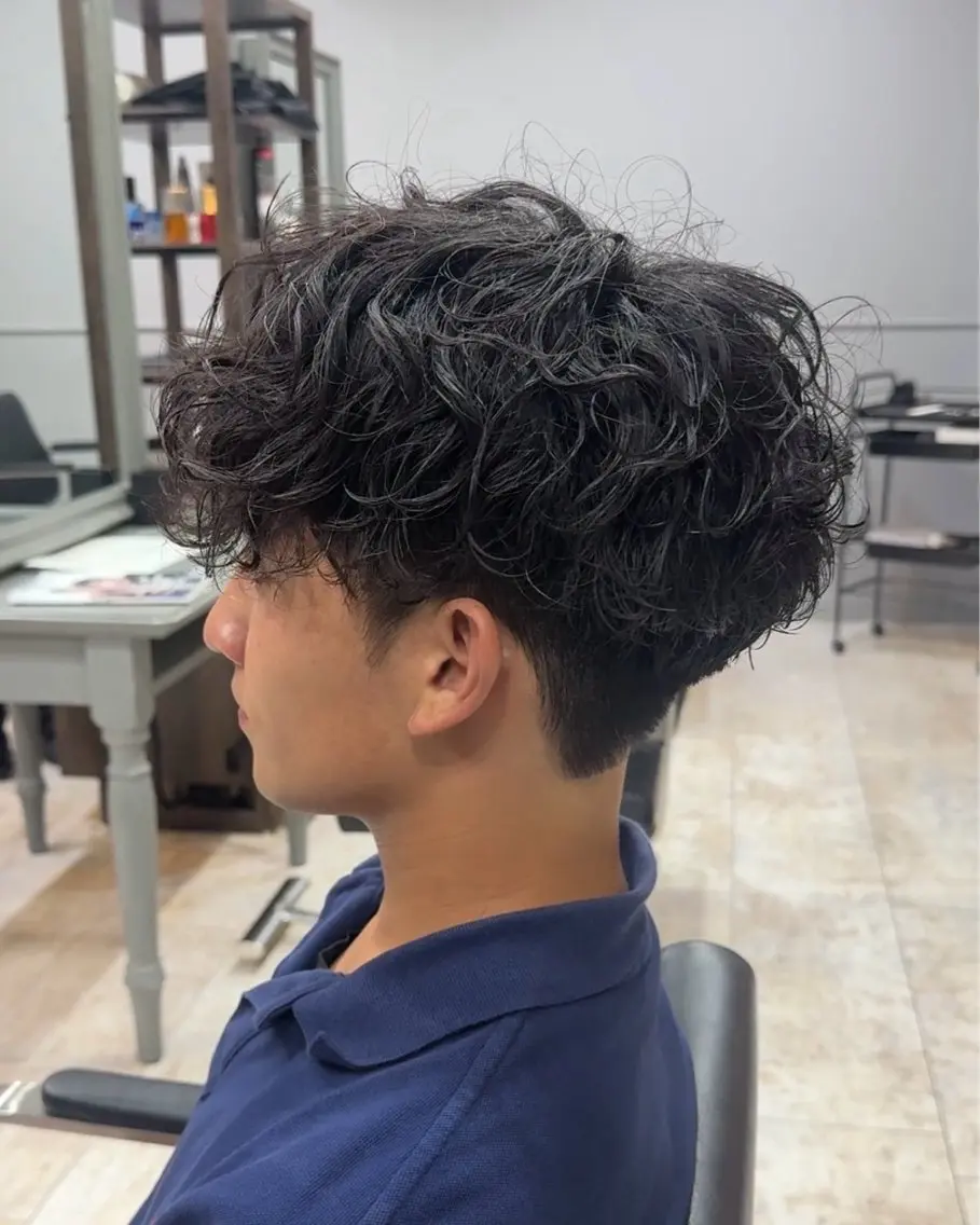 パーマ メンズ マッシュ メンズパーマ 刈り上げ カット パーマ Miyabi.💋 ABEYLEVRAIのヘアスタイル