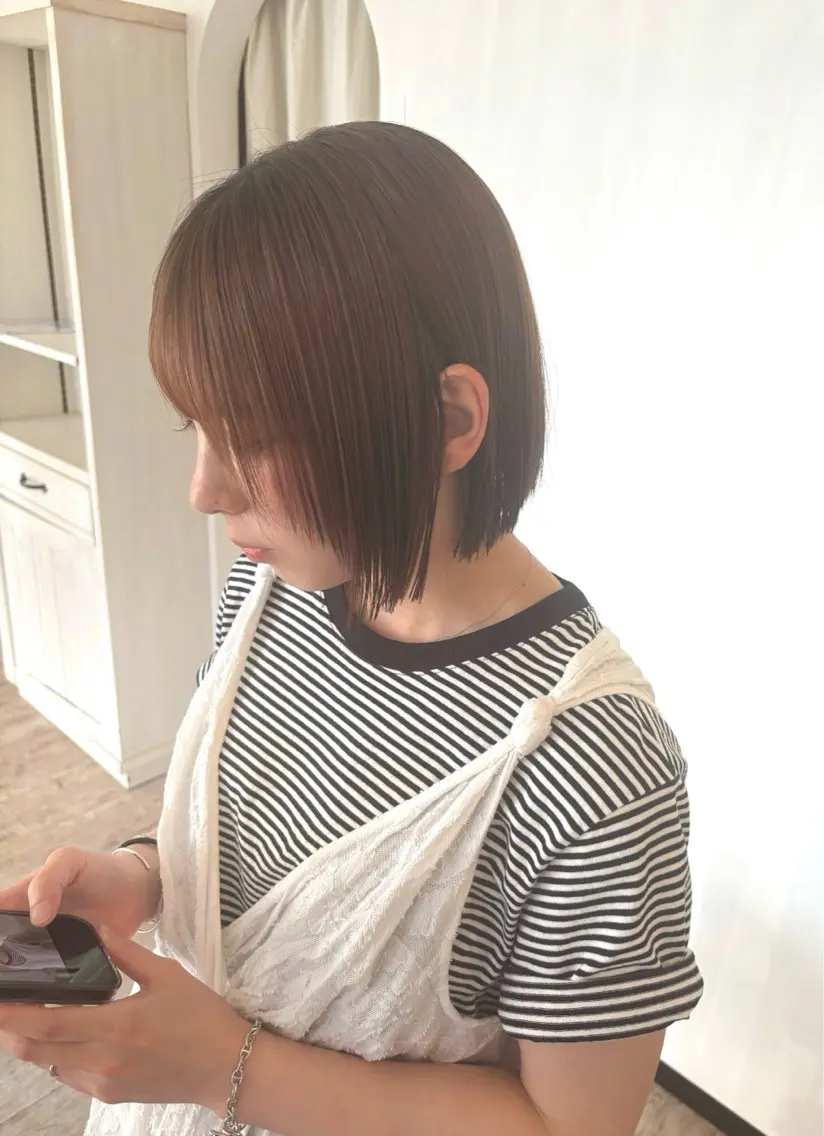 ミディアム カット ヘアカラー 勝田 沙耶のヘアスタイル
