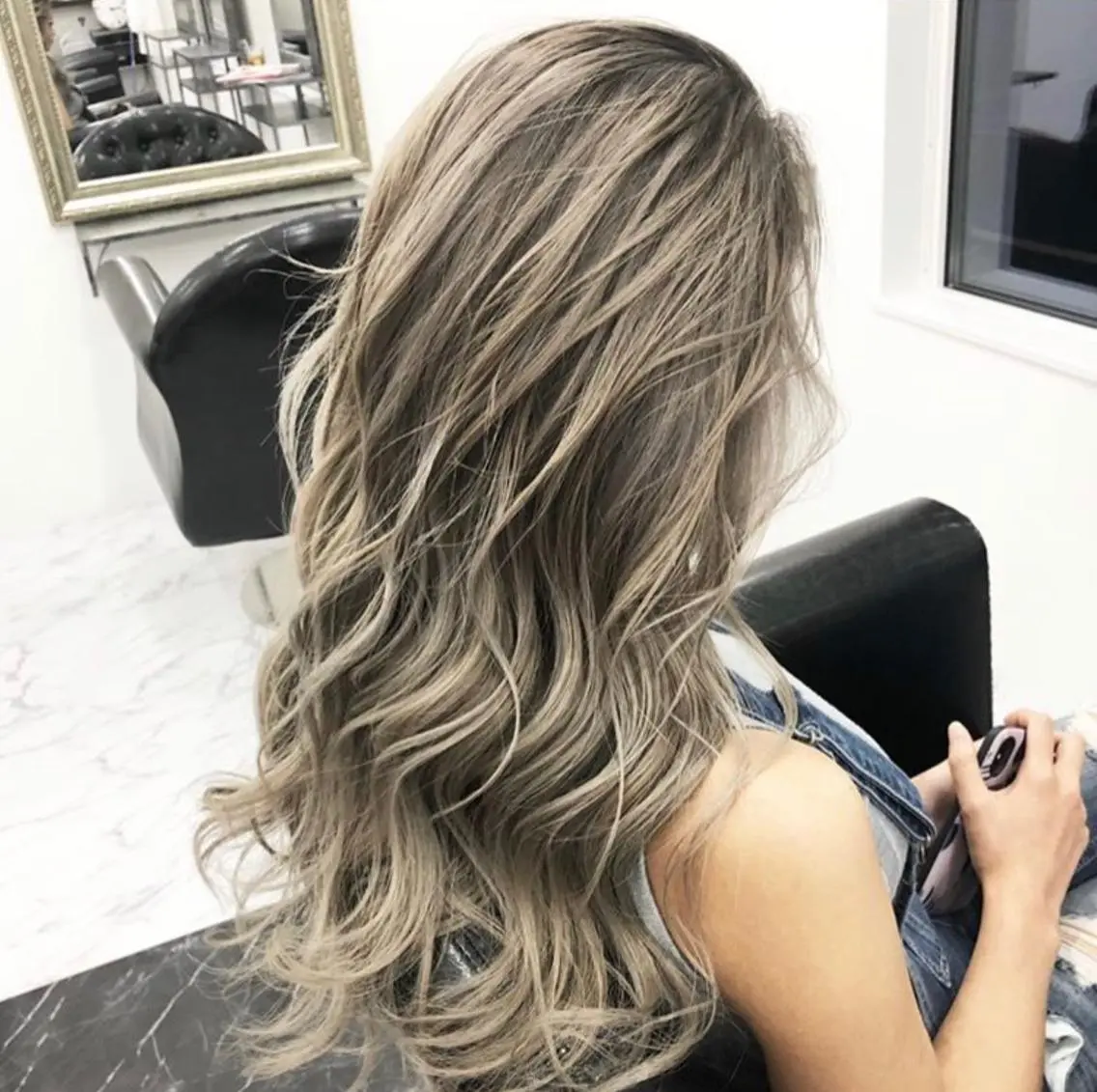 ロング カラー パーマ ヘアアレンジ メンズ キッズ ネイル マツエク・マツパ メンズハイライト メンズインナーカラー グラデーションカラー ハイライトカラー インナーカラー 圧倒的なクォリティ✨ waku 岡崎店のヘアスタイル