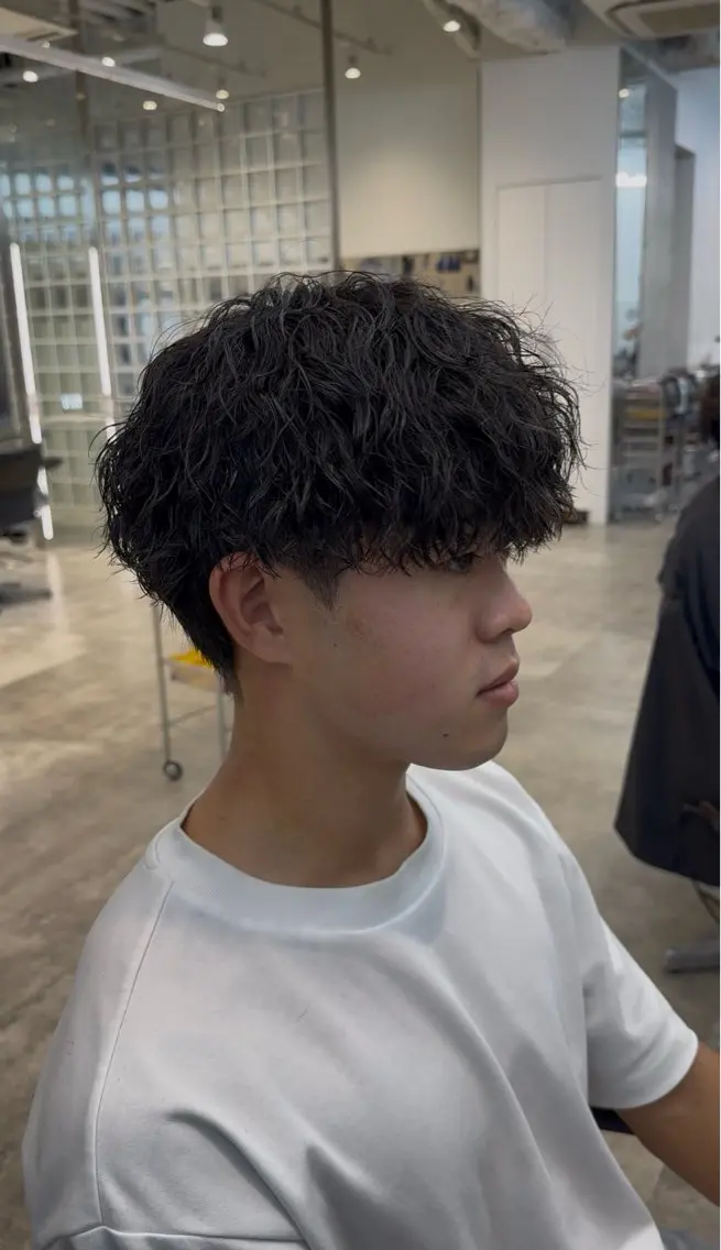 パーマ メンズ カット パーマ fifth park 六反穂 龍介のヘアスタイル