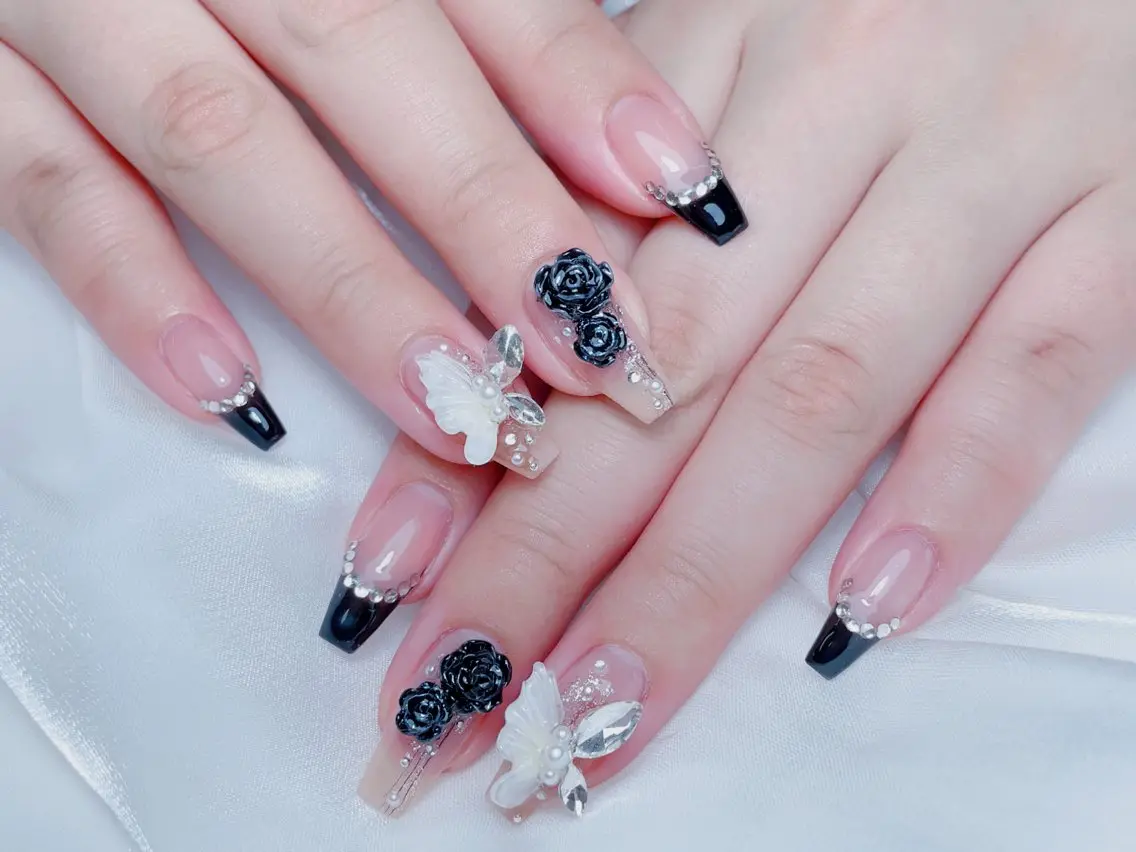 ネイル ハンドネイル M🌷nail 長さだし専門店のネイルデザイン