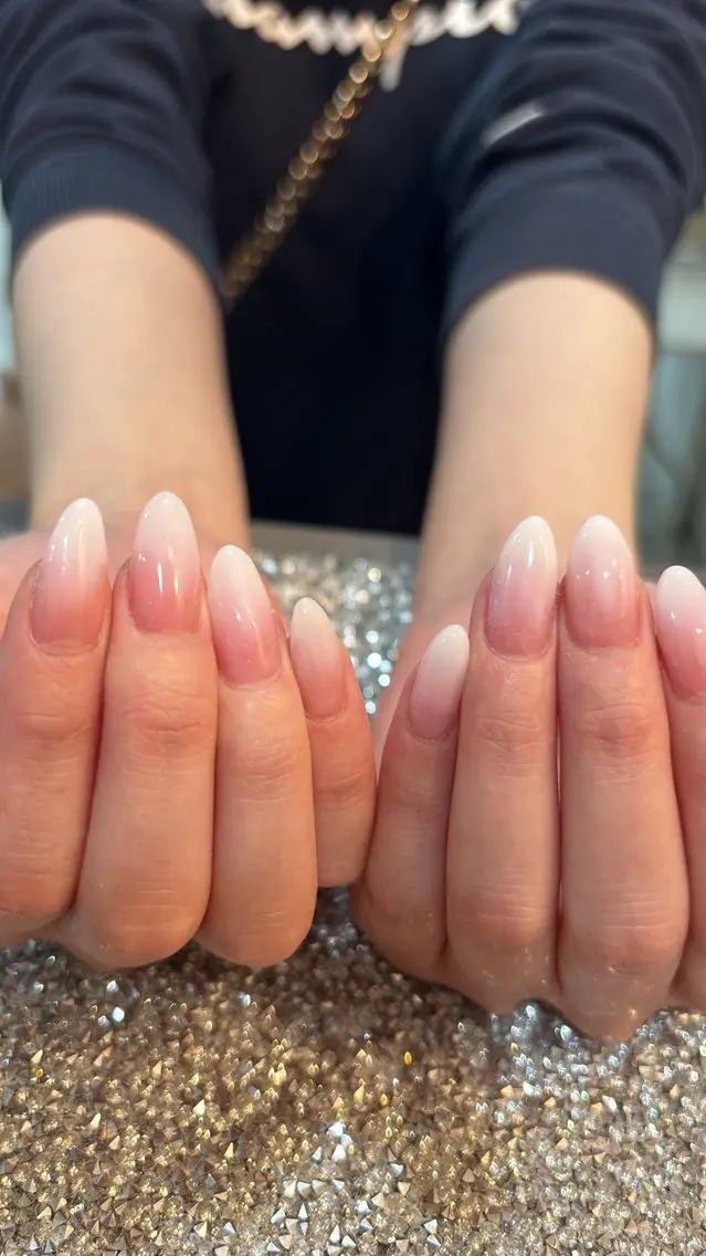 ネイル クリアネイル グラデーション ピンク ホワイト ハンドネイル 鶴橋wooone nail.rieのネイルデザイン