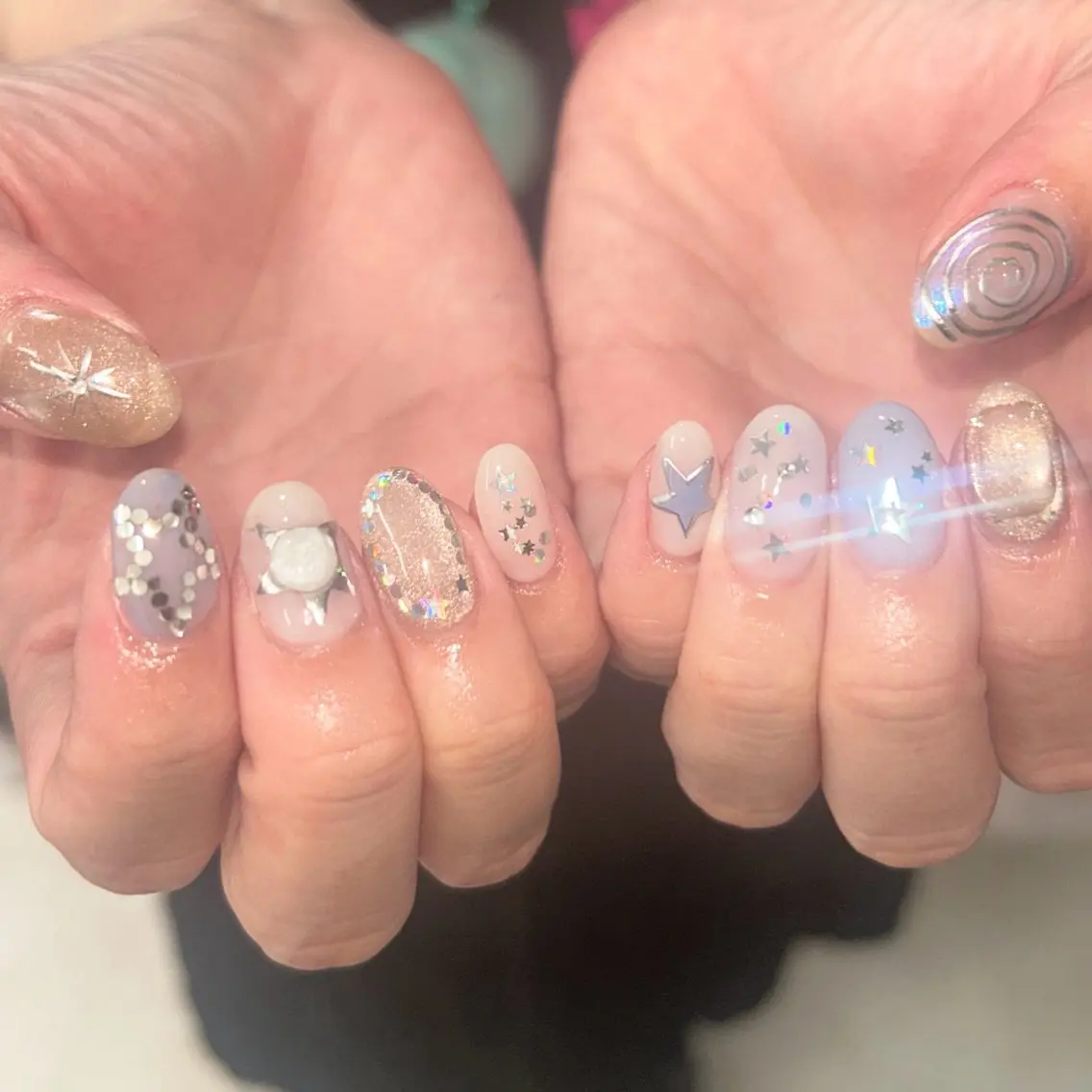 ネイル MODA MANAMIᵕ̈のネイルデザイン