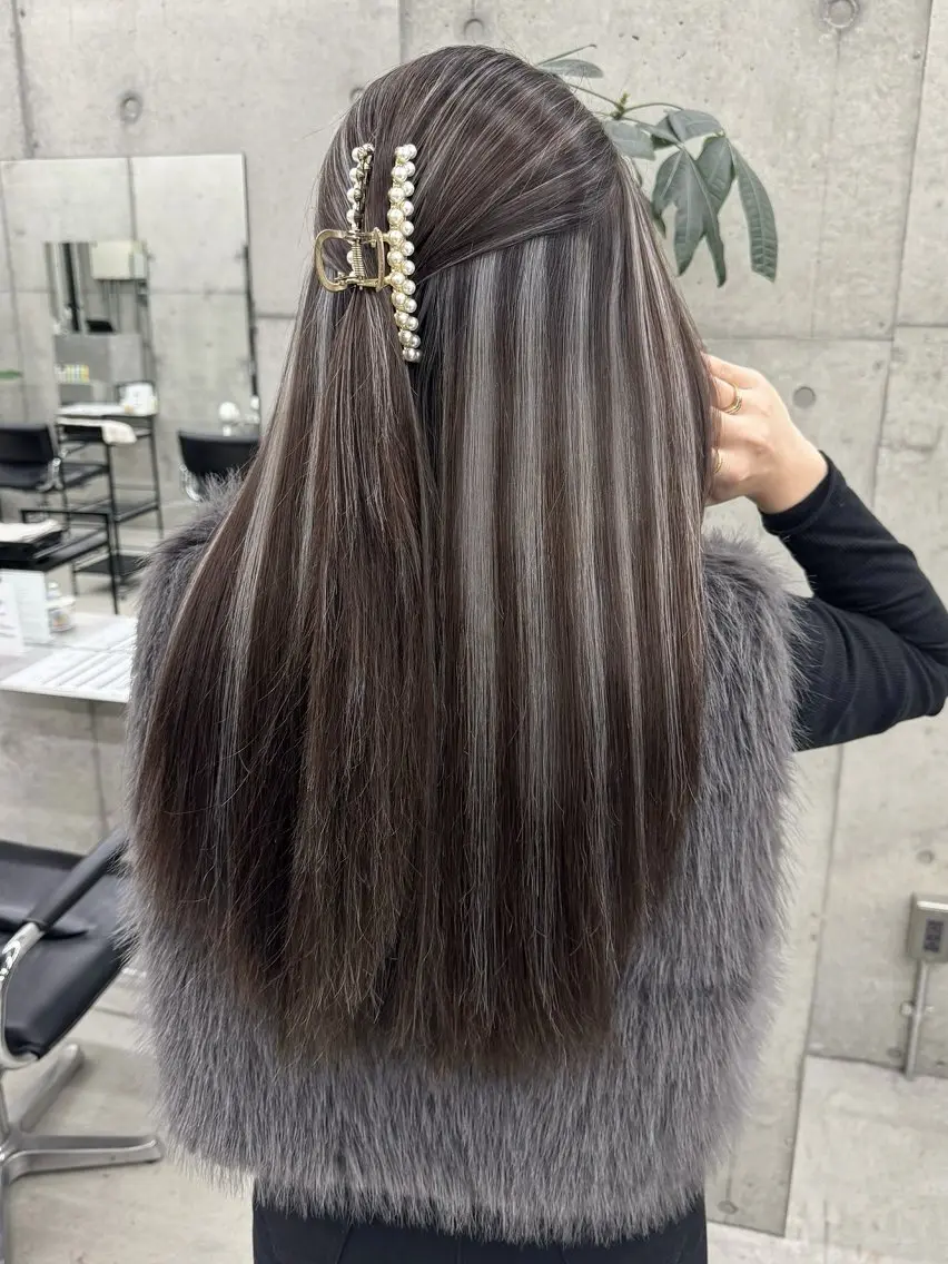 【先着10名様限定❗️】ベースも染める海外風コントラストハイライト👱🏻♀️🌺【暗くも明るくもできる】の写真