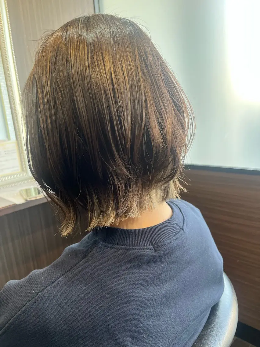 「平日限定」カット＋デザインカラー＋美髪トリートメント＋炭酸シャンプーの写真