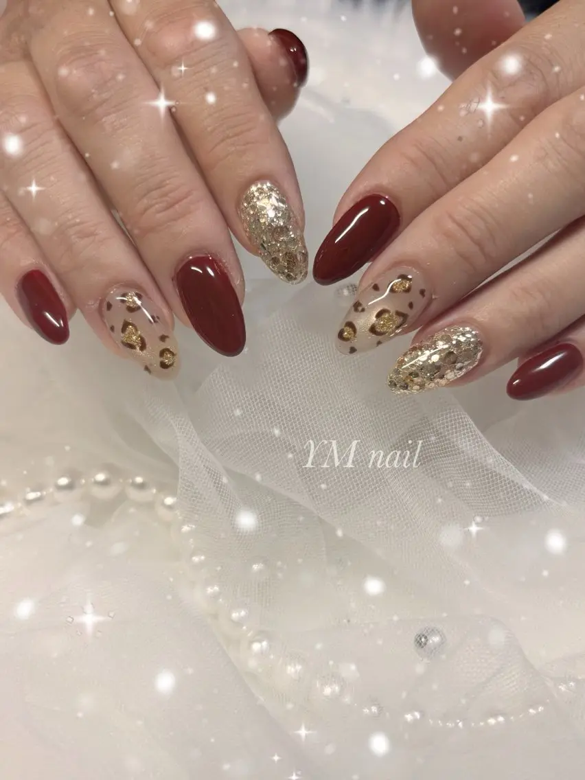 ネイル アニマル柄 ボルドー ゴールド マグネットネイル ハンドネイル YM nailのネイルデザイン