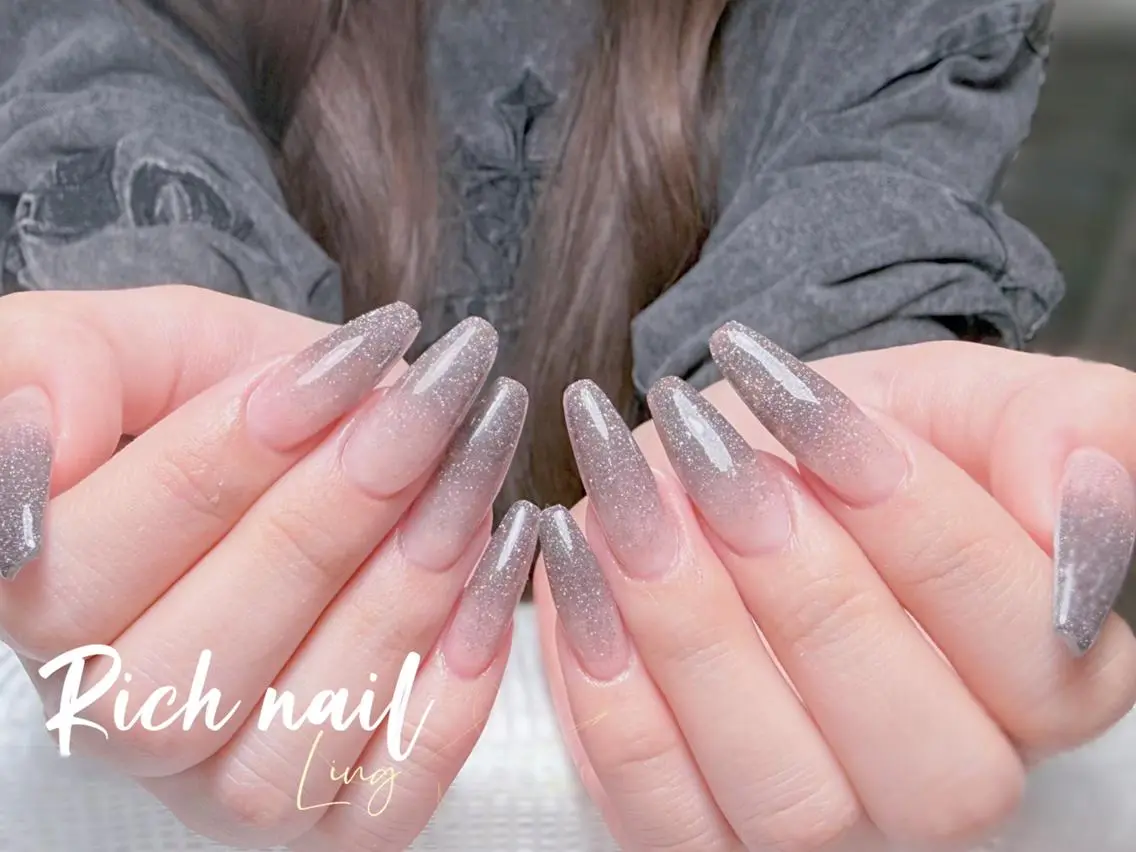 ネイル ハンドネイル ハンドケア Rich Nail 🤲🏻梨央のネイルデザイン