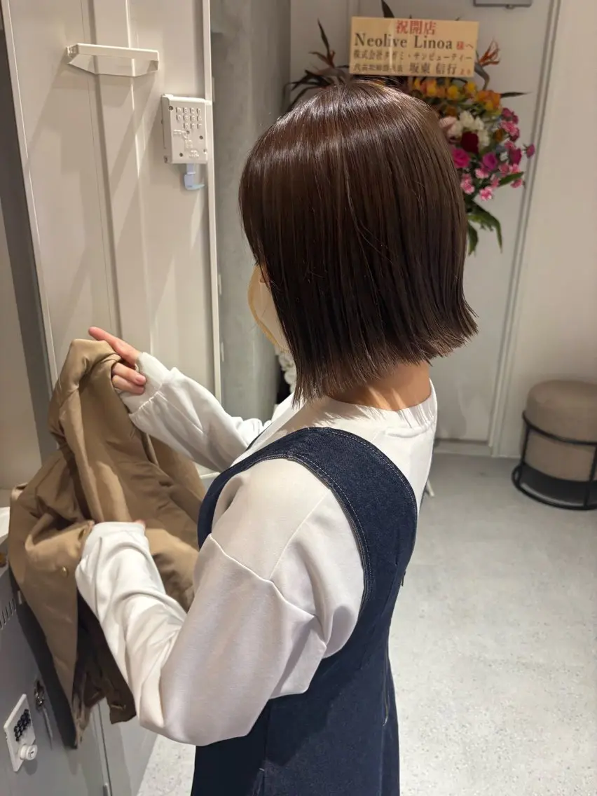 ミディアム 切りっぱなしボブ ボブ カット トリートメント 大久保 愛のヘアスタイル