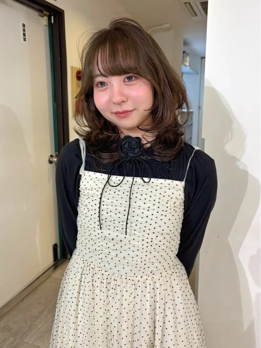 ミディアム カラー ブリーチ ダブルカラー ブリーチなしカラー カット ヘアカラー mizuki/ピンク ベージュ.レイヤーのヘアスタイル