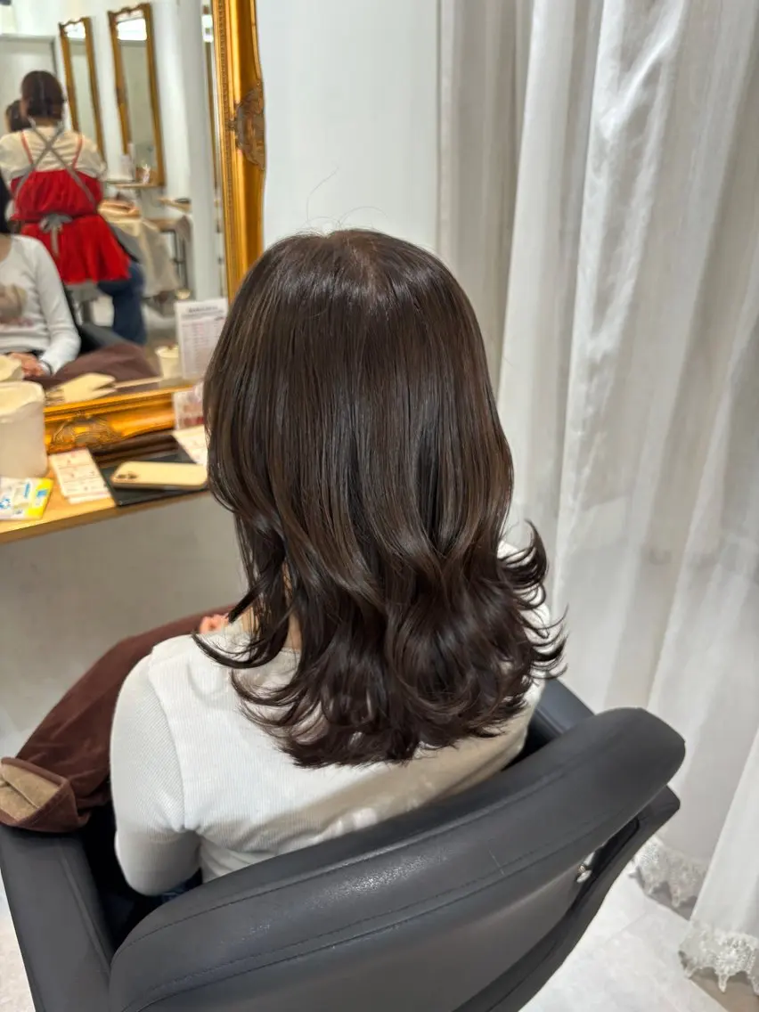 セミロング ヘアカラー トリートメント ツヤカラー🫧Sae ネイルモデル募集中のヘアスタイル